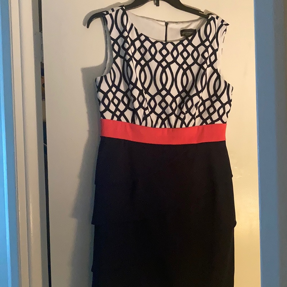 Connected petite cocktail dress